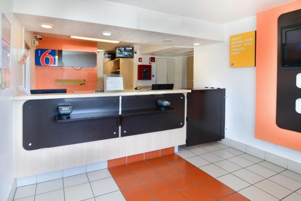 Motel 6-Galveston, TX Image 24